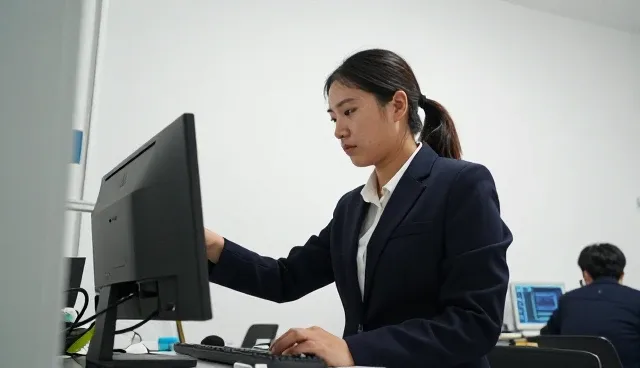 办公场所中的渠道供货优势展示